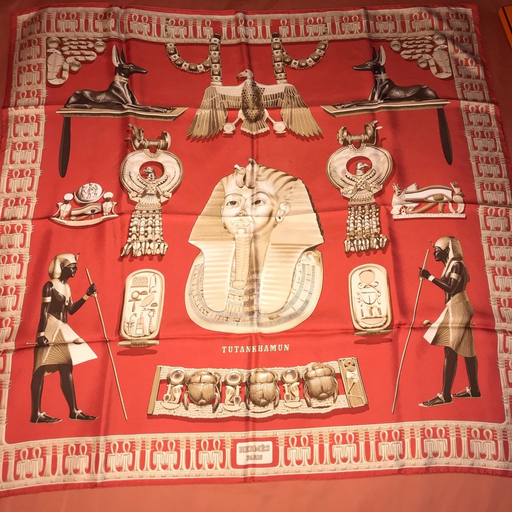 Auth Hermès silk scarf 90cm "Tutankhamun"